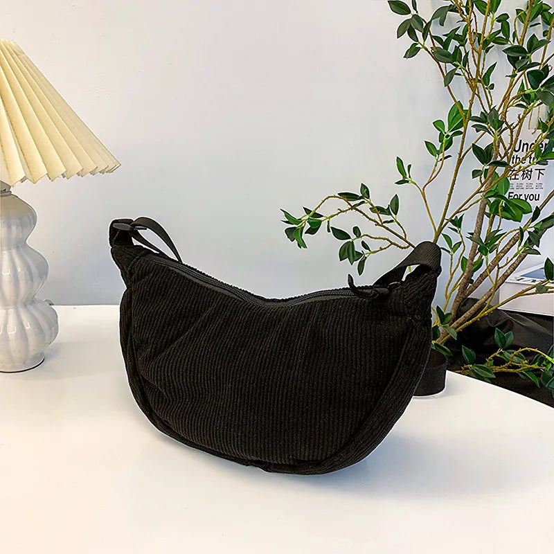 Sac demi-lune velours