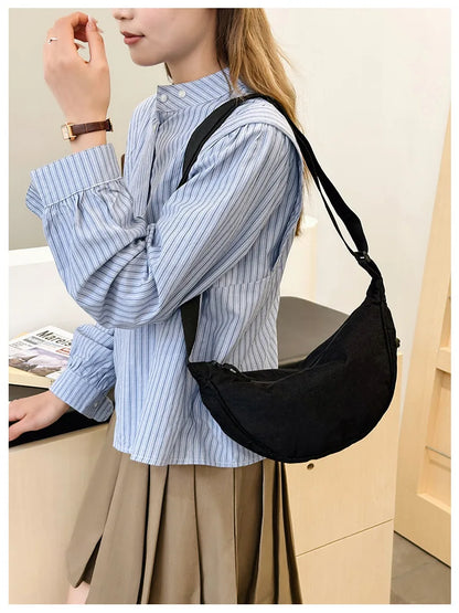Sac demi-lune velours