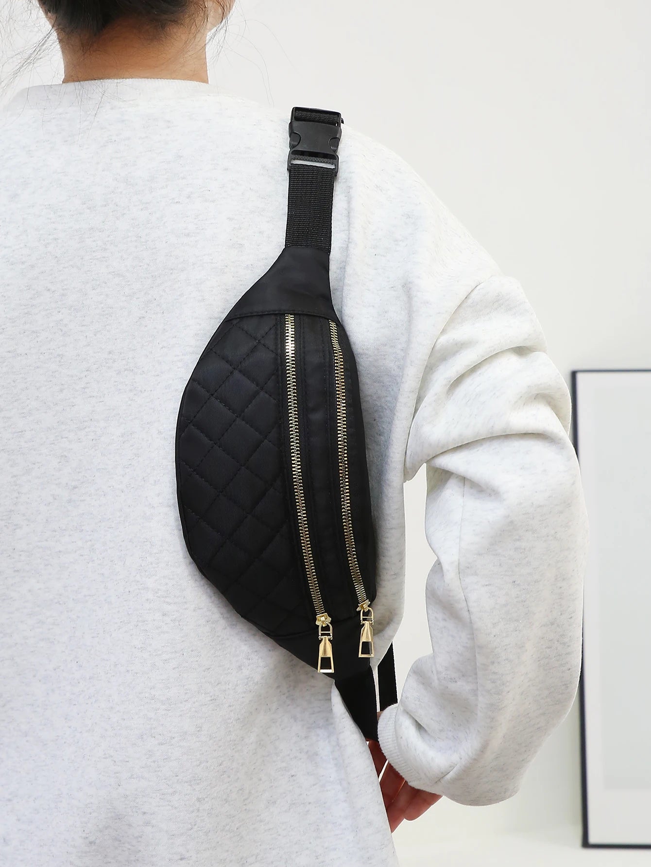 Sac banane noir matelassé