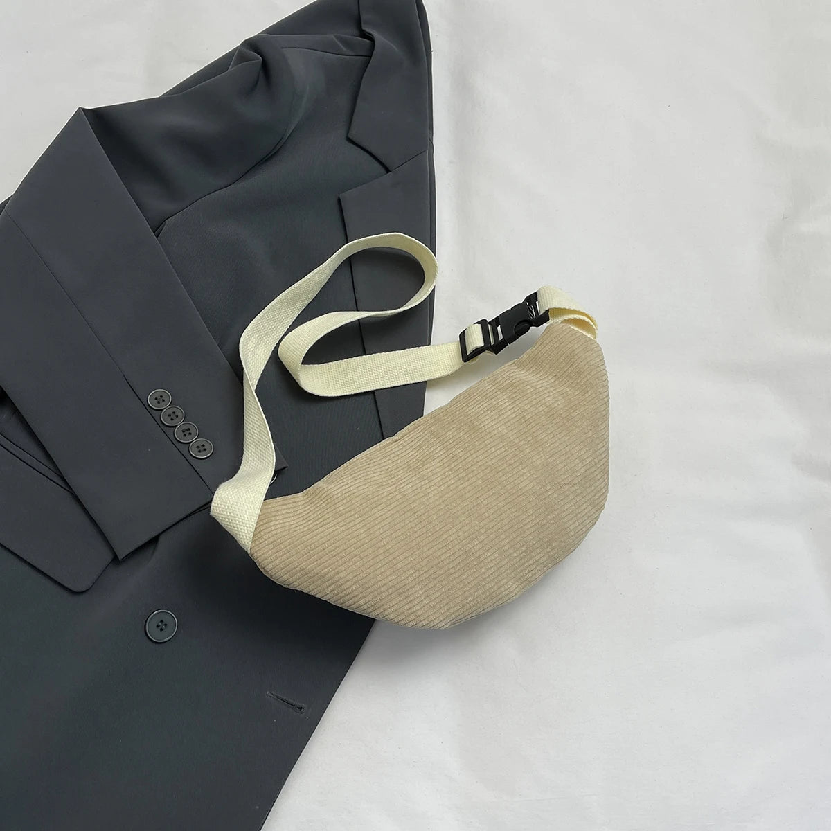 Sac banane velours beige