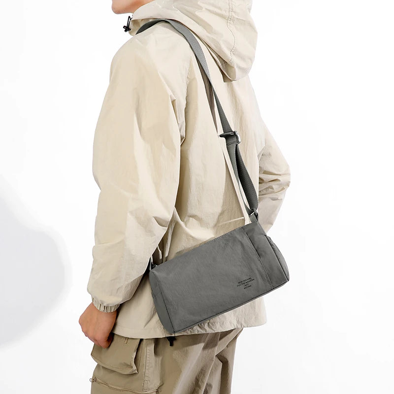 Style unisexe hommes Sac à bandoulière femmes Sac à main de haute qualité voyage Sac à bandoulière pour hommes élégant femmes Sac de messager pour Sac de travail