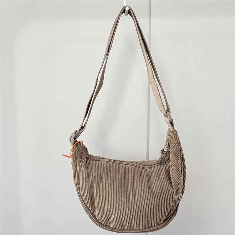 Sac demi-lune velours