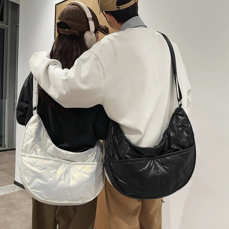 Sac demi-lune bandoulière