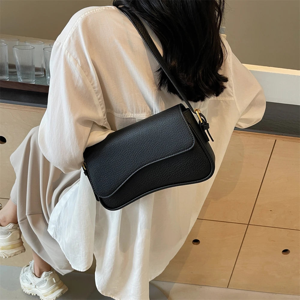 sac de luxe femme sacs bandoulière sac de luxe femme haute qualité MOODS formes irrégulières sacs à bandoulière pour femmes rouge litchi motif rabat sac à bandoulière décontracté rue Simple mode cartables 2025