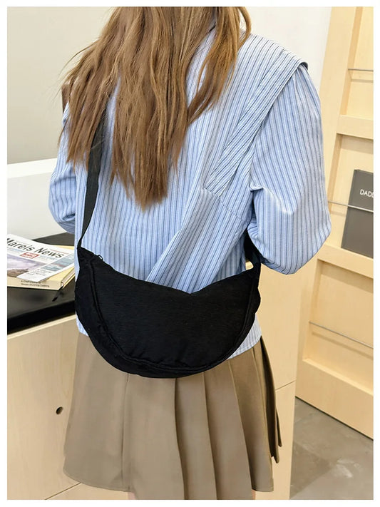 Sac demi-lune velours