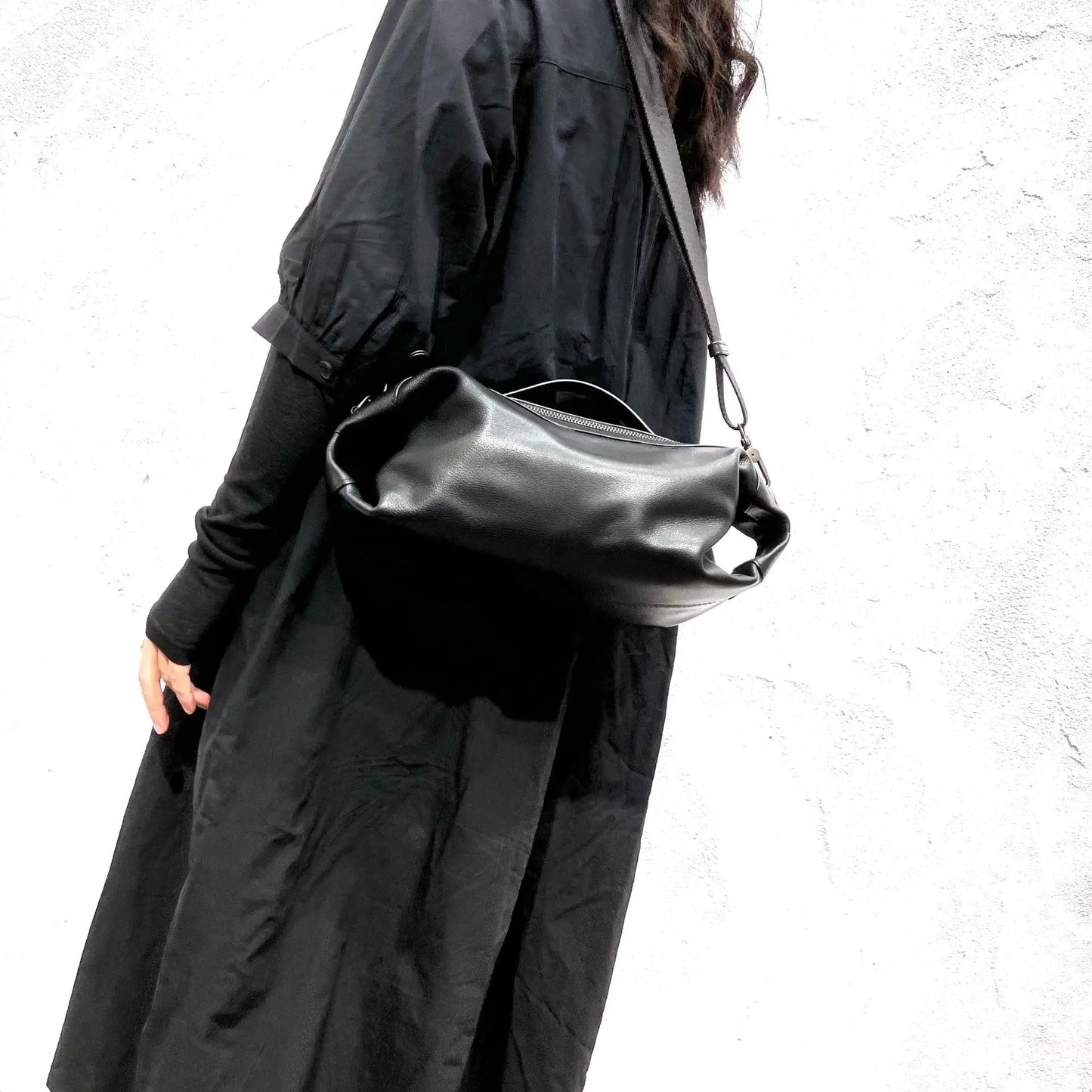 Sac banane cuir noir