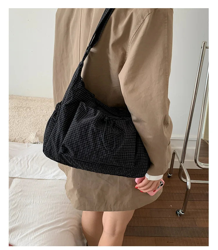 Sacs à bandoulière en Nylon coréen, fourre-tout Simple à carreaux avec fermeture éclair, sacs nuage plissés avec cordon de serrage, nouveau sac à bandoulière de banlieue