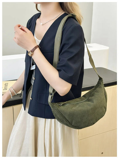 Sac demi-lune velours