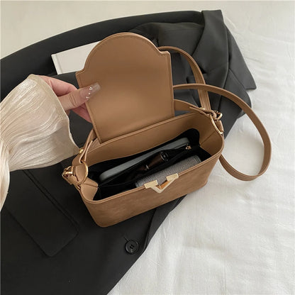 Mini sac en daim à la mode pour femmes, sac fourre-tout en fausse daim, sac à main décoratif avec boucle de verrouillage, sacs à bandoulière