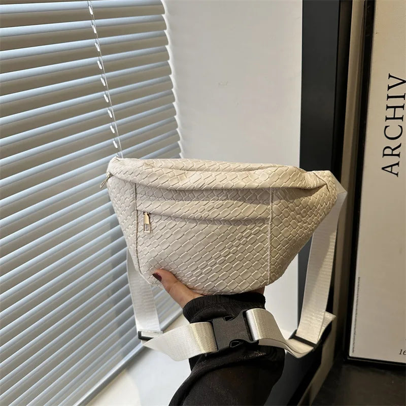 Sac banane cuir tressé
