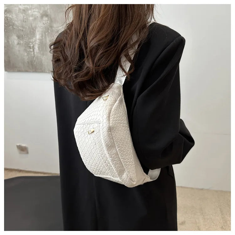 Sac banane cuir tressé