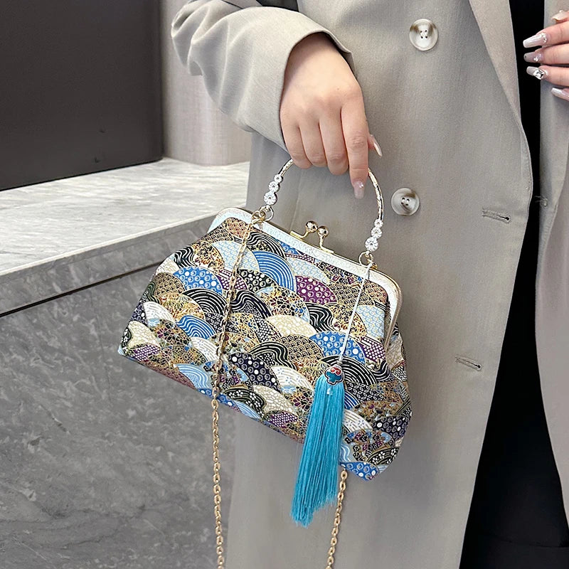 Sacs à bandoulière Vintage brodés pour femmes, élégant sac à main à poignée supérieure en métal avec sangle à chaîne réglable, pochette de fête, portefeuille