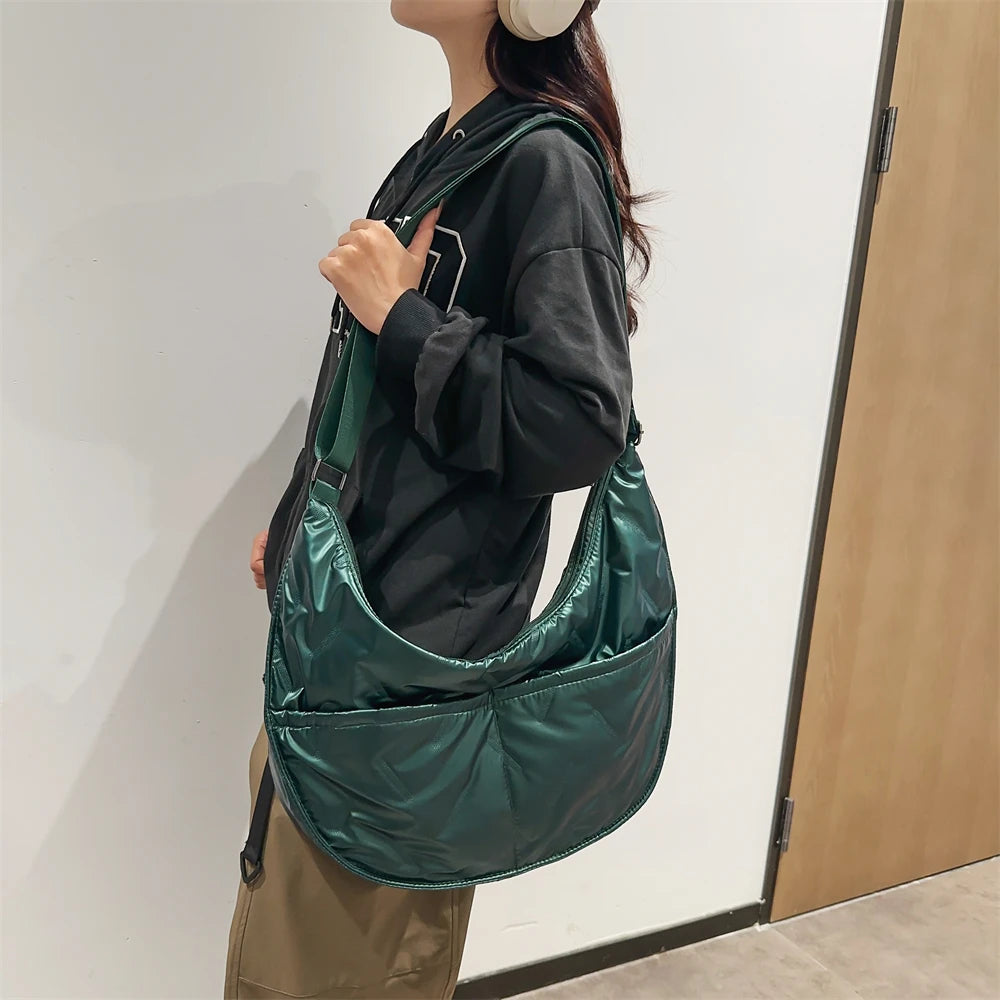 Sac demi-lune bandoulière
