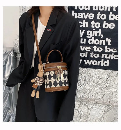 Sac à main de luxe en cuir pour femmes, petits sacs à main avec fermeture éclair, seau à bandoulière, pendentif, nouvelle tendance 2023