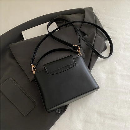 Mini sac en daim à la mode pour femmes, sac fourre-tout en fausse daim, sac à main décoratif avec boucle de verrouillage, sacs à bandoulière