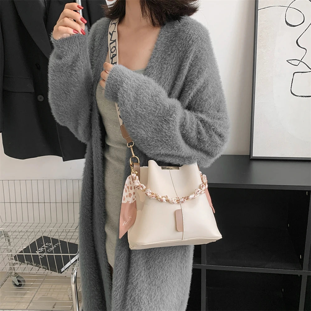 sac de luxe femme sac luxe célèbre marque Sacs à main et bourses pour femmes, en seau, marque, décor écharpe en soie Pure, sangle Large, sac à bandoulière de grande capacité, nouvelle collection, 2022