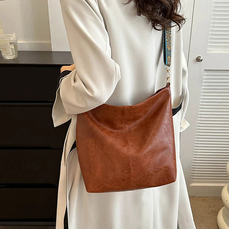 Sac à bandoulière en cuir PU pour femmes, Vintage, couleur unie, mode, grande capacité, Simple, réglable, large sangle, sacs seau