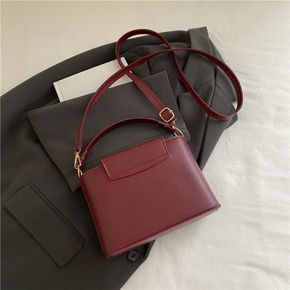 Mini sac en daim à la mode pour femmes, sac fourre-tout en fausse daim, sac à main décoratif avec boucle de verrouillage, sacs à bandoulière