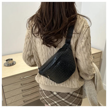 Sac banane cuir tressé