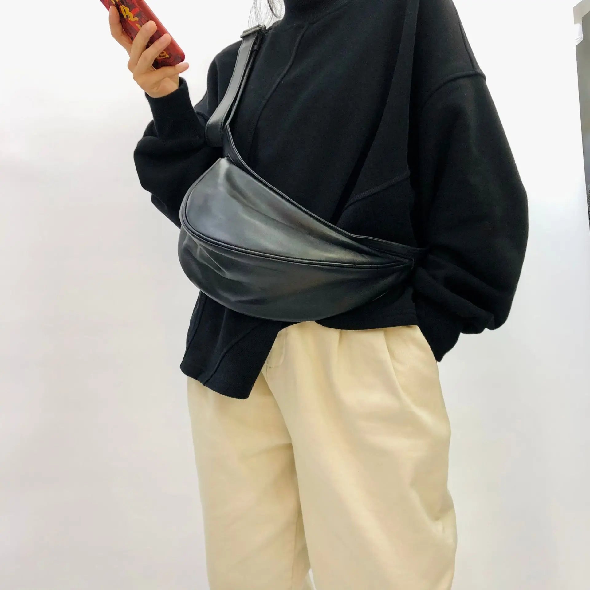 Sac demi-lune noir