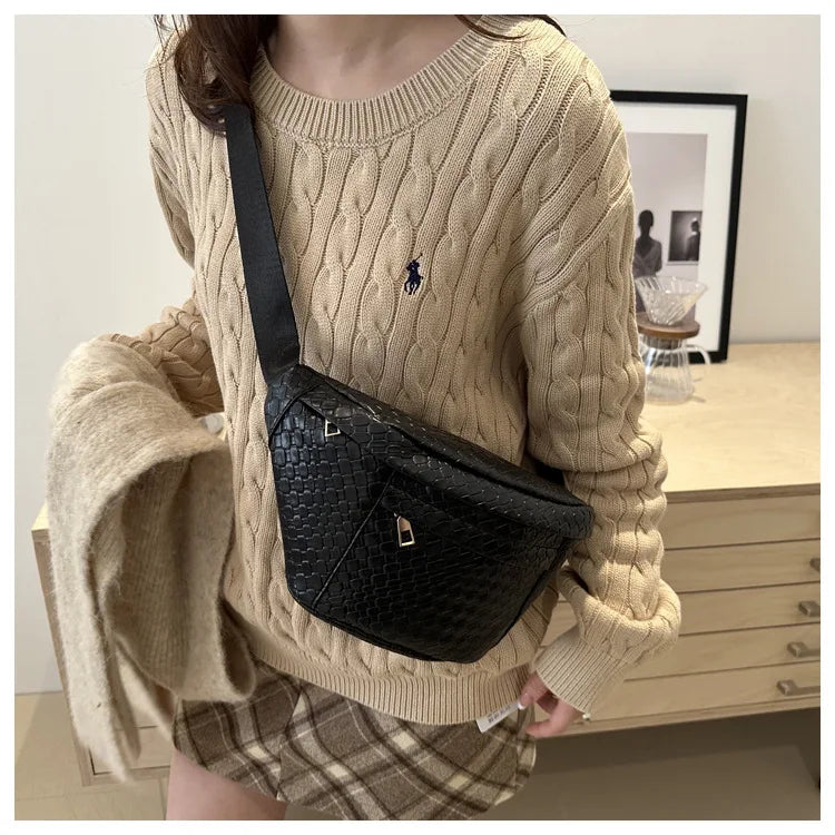 Sac banane cuir tressé