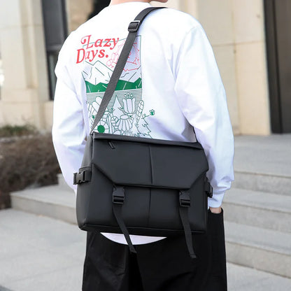 Nouveau sac à bandoulière pour hommes anti éclaboussures haut de gamme polyvalent sac à bandoulière grande capacité décontracté couleur bloquée PU sac pour hommes sacs