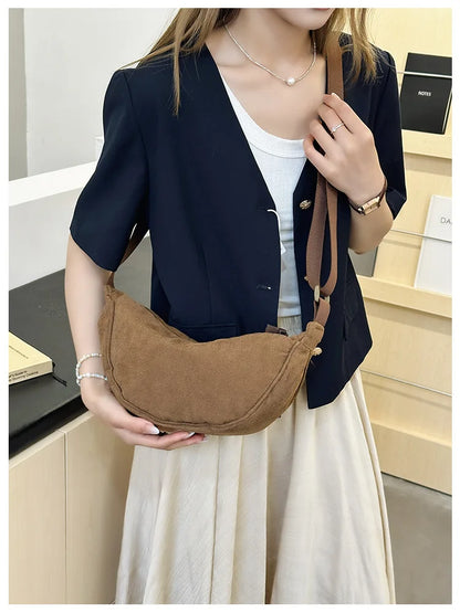 Sac demi-lune velours