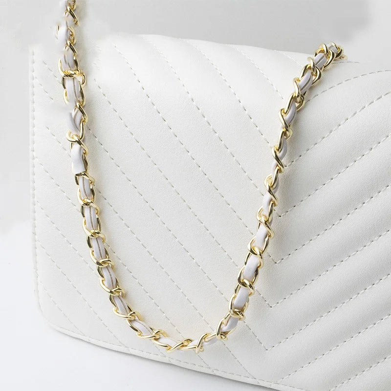 Chaîne dorée sac à main