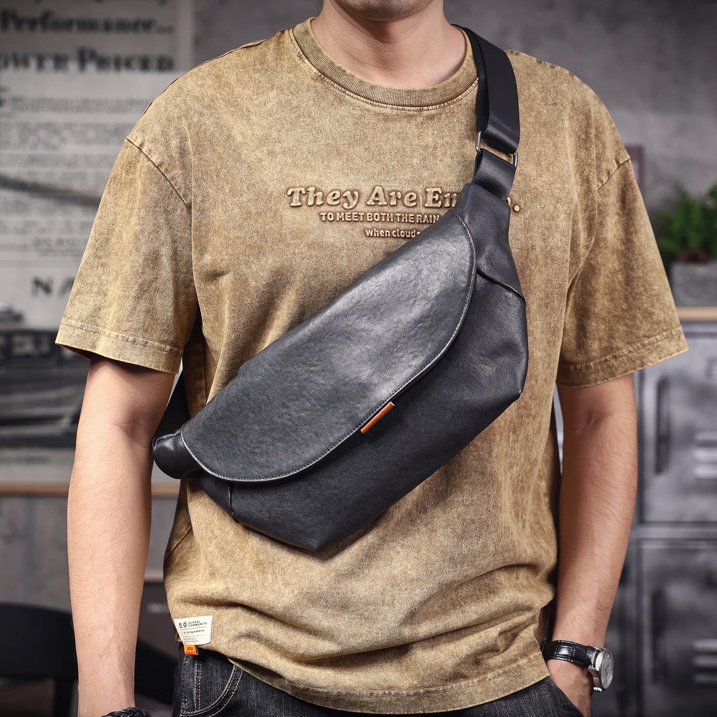Sac banane cuir homme plat