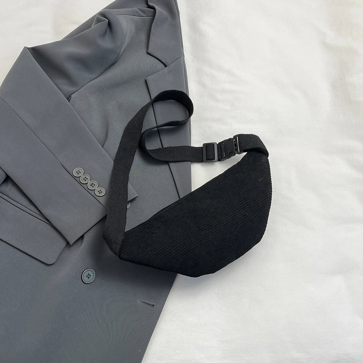Sac banane velours noir