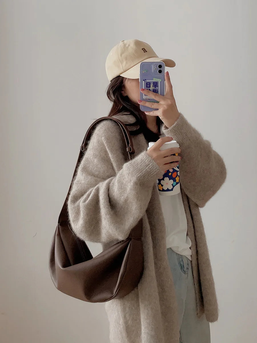 Grand sac banane cuir femme