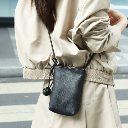 Petit sac à bandoulière en cuir véritable pour femme, sac de téléphone portable design, sac à main de voyage léger pour femme, initié à la mode